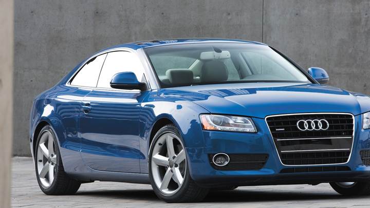 2008 Audi A5 In Blue Front Pose